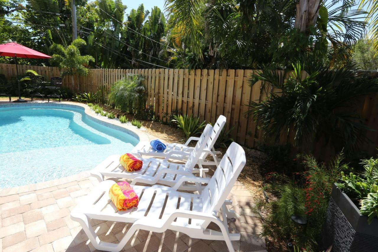 Fantasy Island Inn, Caters to Men Wilton Manors Bagian luar foto