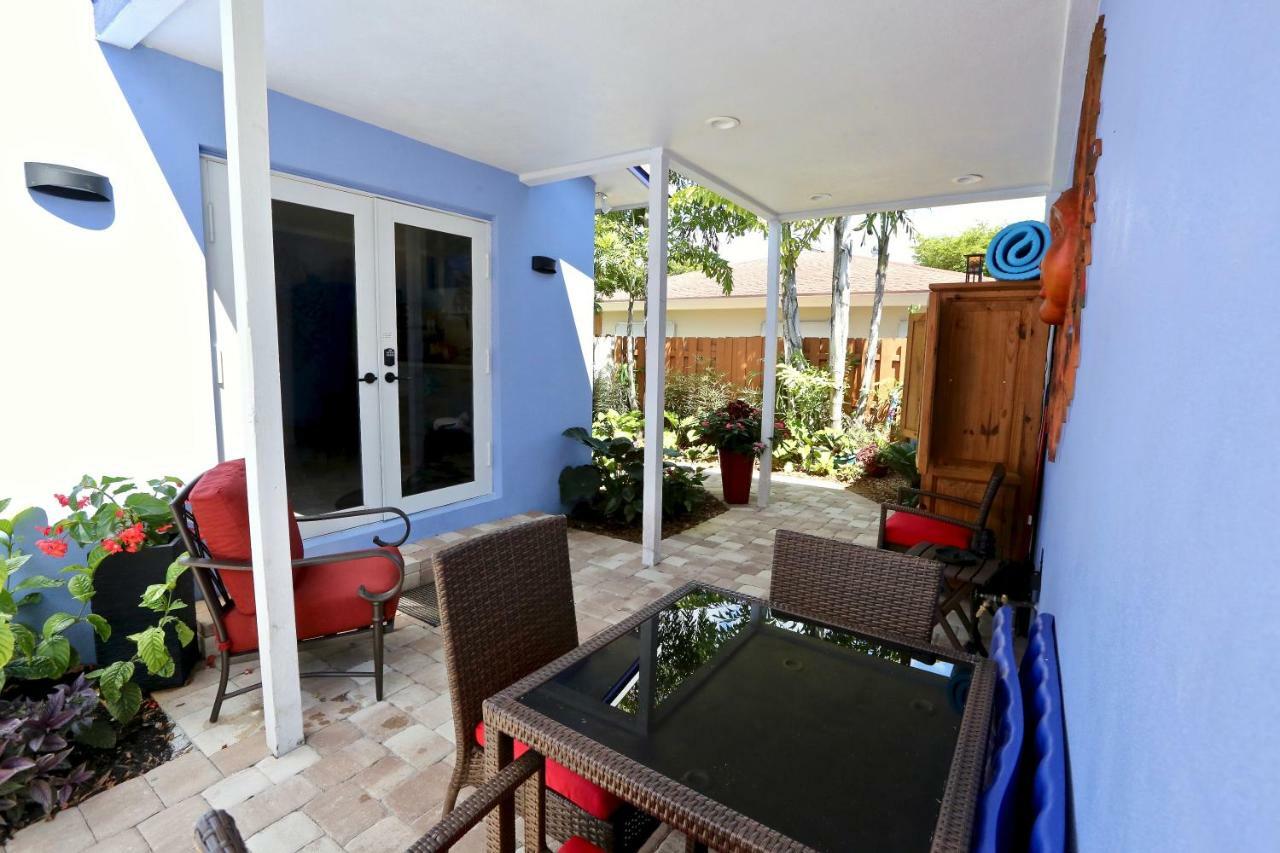 Fantasy Island Inn, Caters to Men Wilton Manors Bagian luar foto