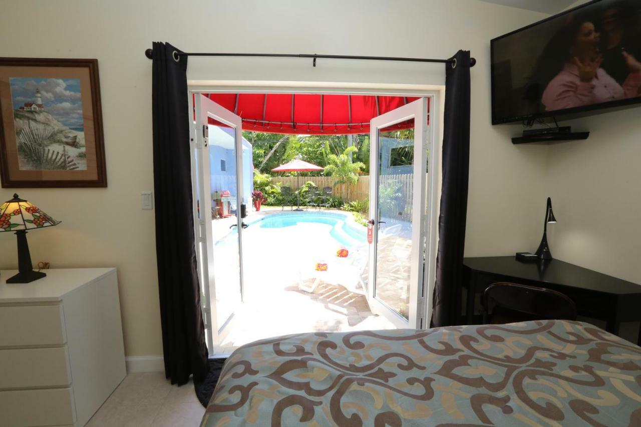 Fantasy Island Inn, Caters to Men Wilton Manors Bagian luar foto